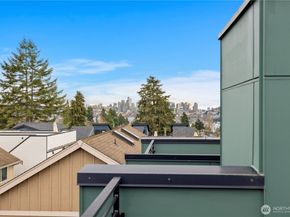 3852 Carr Place N, Seattle WA 98103