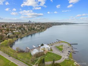 4233 S Bradford Street, Seattle WA 98118