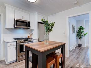 1626 39th Avenue E, Seattle WA 98112