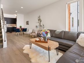 551 28th Avenue, Seattle WA 98122