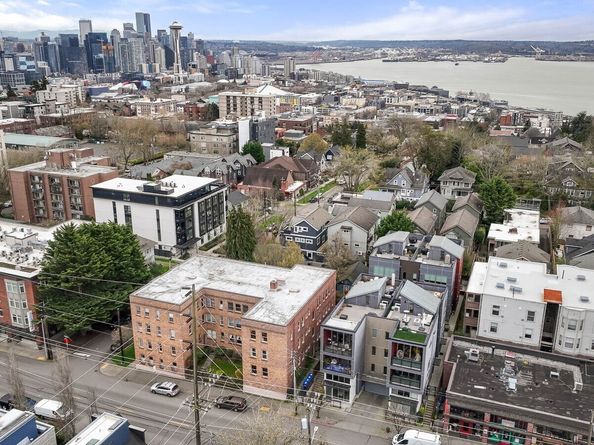 315 W Galer Street 102, Seattle WA 98119