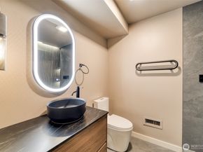 10012 SE 247th Place, Kent WA 98030