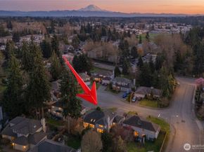 10012 SE 247th Place, Kent WA 98030