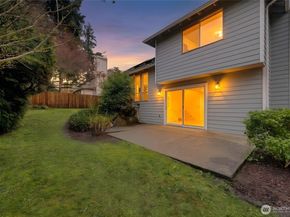 10012 SE 247th Place, Kent WA 98030