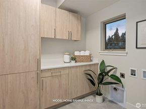 8711 126th Avenue NE, Kirkland WA 98033