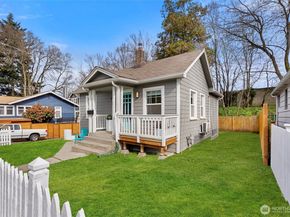 6058 6th Avenue NE, Seattle WA 98115