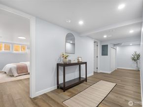 6058 6th Avenue NE, Seattle WA 98115