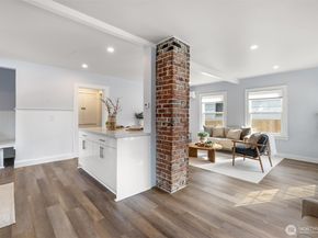 6058 6th Avenue NE, Seattle WA 98115