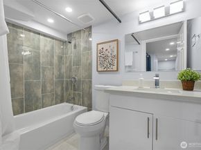 6058 6th Avenue NE, Seattle WA 98115