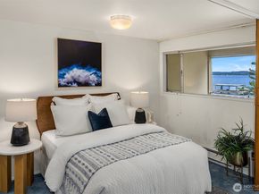 1600 43rd Avenue E 212, Seattle WA 98112