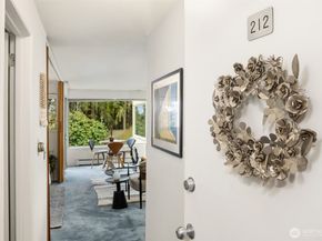 1600 43rd Avenue E 212, Seattle WA 98112
