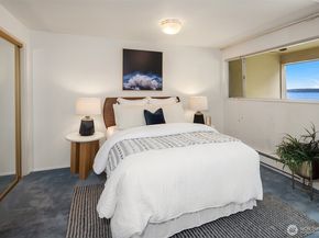 1600 43rd Avenue E 212, Seattle WA 98112