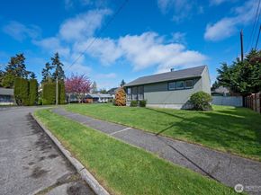9328 31st Avenue SW, Seattle WA 98126
