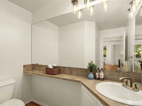 23139 SE 27th Way, Sammamish WA 98075