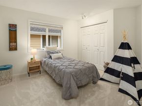 23139 SE 27th Way, Sammamish WA 98075