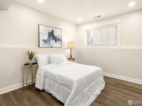 5306 26th Avenue S, Seattle WA 98110