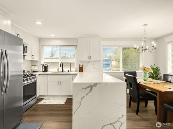 5306 26th Avenue S, Seattle WA 98110