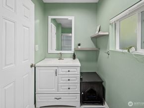 8411 48th Avenue S, Seattle WA 98118