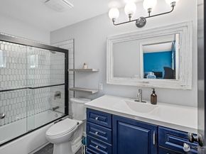 8411 48th Avenue S, Seattle WA 98118