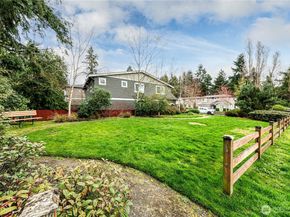 21914 78th Place W, Edmonds WA 98026