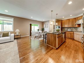 21914 78th Place W, Edmonds WA 98026