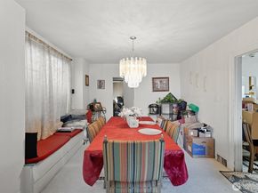 911 Martin Luther King Jr Way, Seattle WA 98122