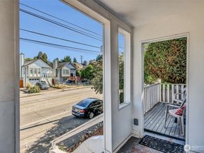 911 Martin Luther King Jr Way, Seattle WA 98122