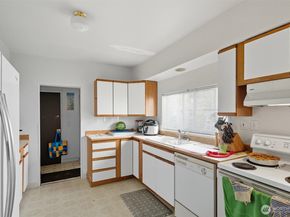 911 Martin Luther King Jr Way, Seattle WA 98122