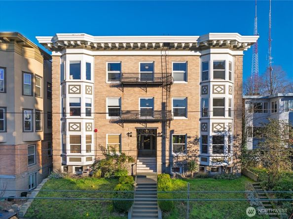 1726 15th Avenue 14, Seattle WA 98122