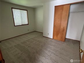 7016 Osprey Circle, Bremerton WA 98312