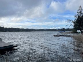 7016 Osprey Circle, Bremerton WA 98312