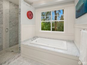 10611 SE 20th Street, Bellevue WA 98004