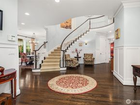 10611 SE 20th Street, Bellevue WA 98004