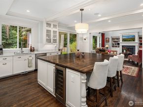 10611 SE 20th Street, Bellevue WA 98004