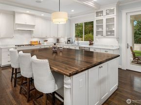 10611 SE 20th Street, Bellevue WA 98004