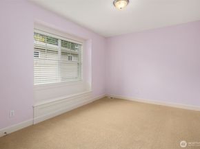 10611 SE 20th Street, Bellevue WA 98004