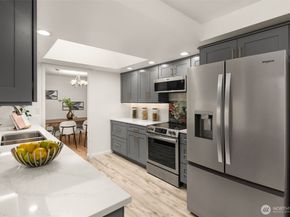 13730 SE 20th Street, Bellevue WA 98005