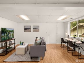 13730 SE 20th Street, Bellevue WA 98005