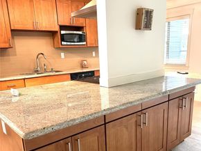 3212 SE 81st Place C203, Mercer Island WA 98040