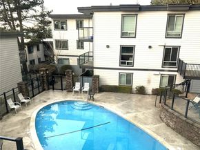 3212 SE 81st C203, Mercer Island WA 98040