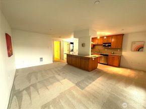 3212 SE 81st Place C203, Mercer Island WA 98040