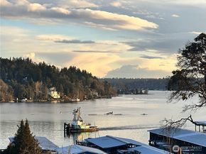 6225 NE 181st Street 101, Kenmore WA 98028