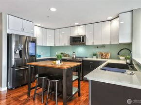 6225 NE 181st Street 101, Kenmore WA 98028