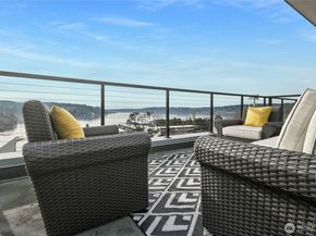 6225 NE 181st Street 101, Kenmore WA 98028