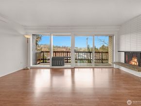 2500 81st Avenue SE 118, Mercer Island WA 98040