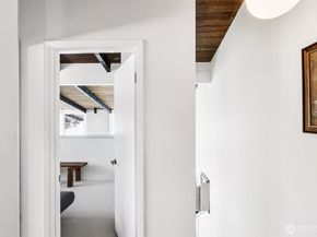 3717 Beach Drive SW 316, Seattle WA 98106