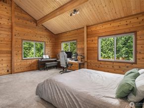 7717 252nd Avenue NE, Redmond WA 98053