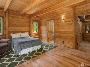 7717 252nd Avenue NE, Redmond WA 98053