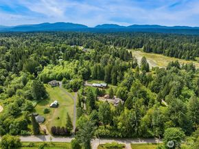 7717 252nd Avenue NE, Redmond WA 98053