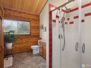 7717 252nd Avenue NE, Redmond WA 98053